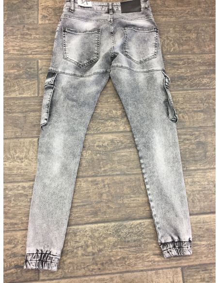 Men's denim black and white jeans with pockets