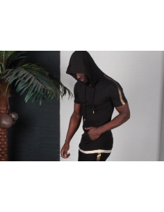 Tee shirt homme noir avec capuche