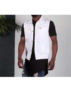 Couche de base blanche avec des boutons rouges