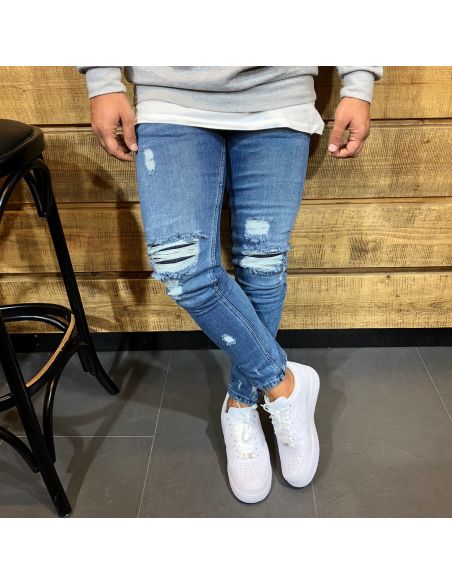 Men's trendy Blue Jeans with cuts