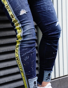 Jeans distressed for men...