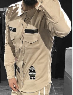 Men's shirt with pockets