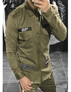 Men's shirt with pockets