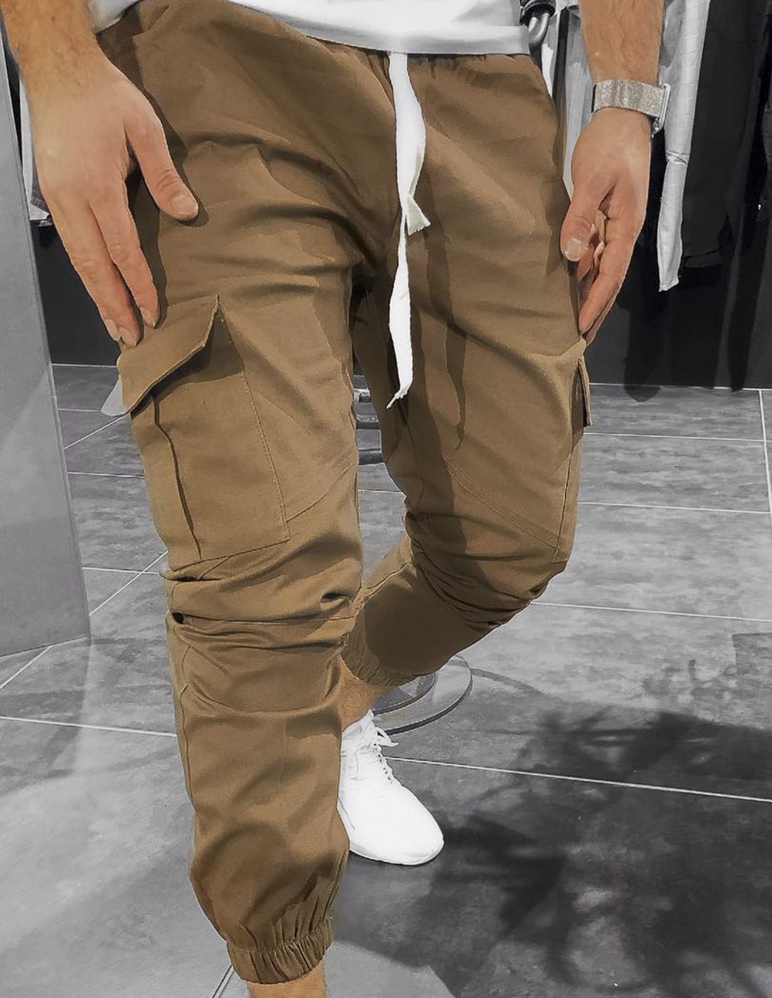 Hip Hop Style Mens Slim Fit Ankle Fit Track Pants With Cuff Detail Black  Casual Tracksuit DED13812179o From Uikta, $23.63 | DHgate.Com