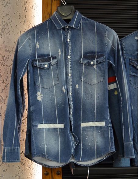 Shirt jeans for men distressed and logo Model 6